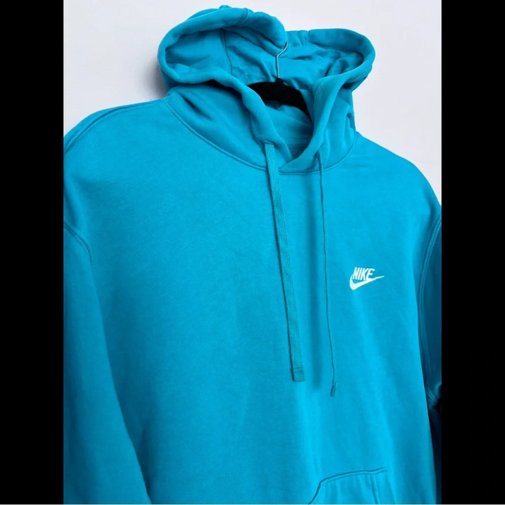 Nike Turquoise Hoodie Sweatshirt – Size Medium